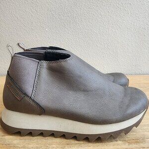 Merrell Shoes Womens Size 7 Gray Slip On Platform Imitation Leather J03778